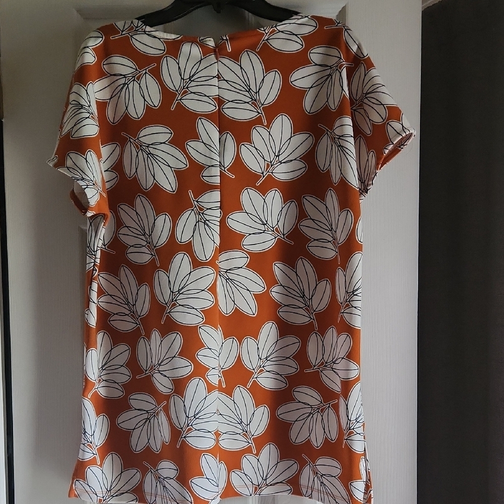Ann Taylor Vibrant Orange and White Leaf Print Blouse - Picture 3 of 7